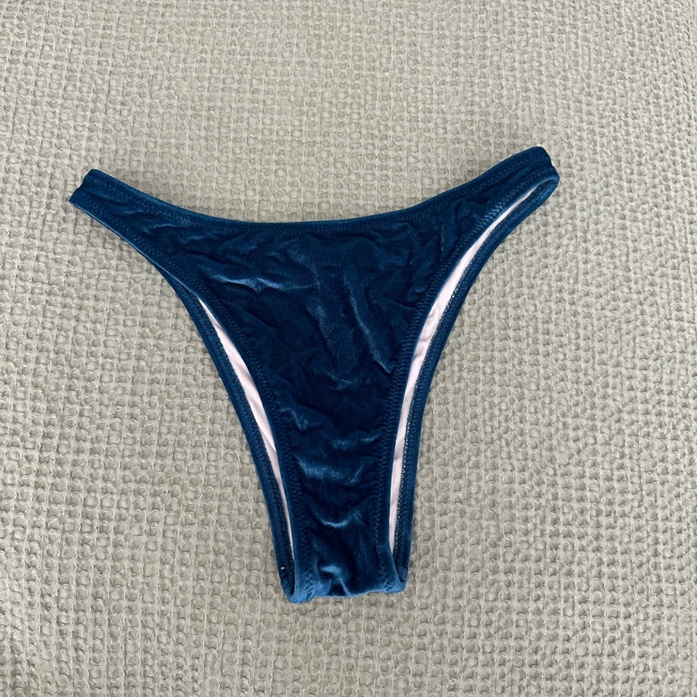 solid & striped bikini bottoms